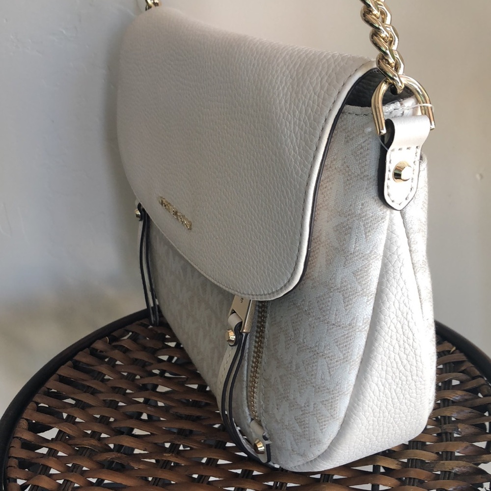 Michael Kors Logo Evie Flap Shoulder Bag Gem